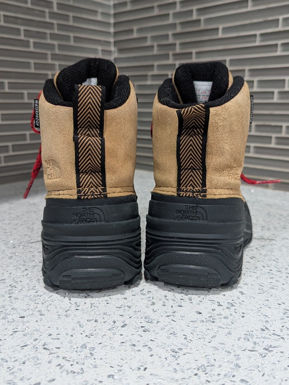 The North Face kids Chilkat V Lace Waterproof Hiking Boots Brown Black Size 12 - Picture 6 of 10